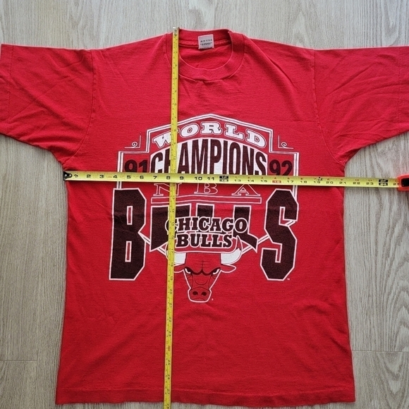 Vintage 1992 Bulls NBA Champion T-Shirt Size L - Picture 5 of 8